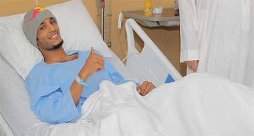 "هزازي" الشباب يطير إلي مارسيليا نهاية الشهر الجاري